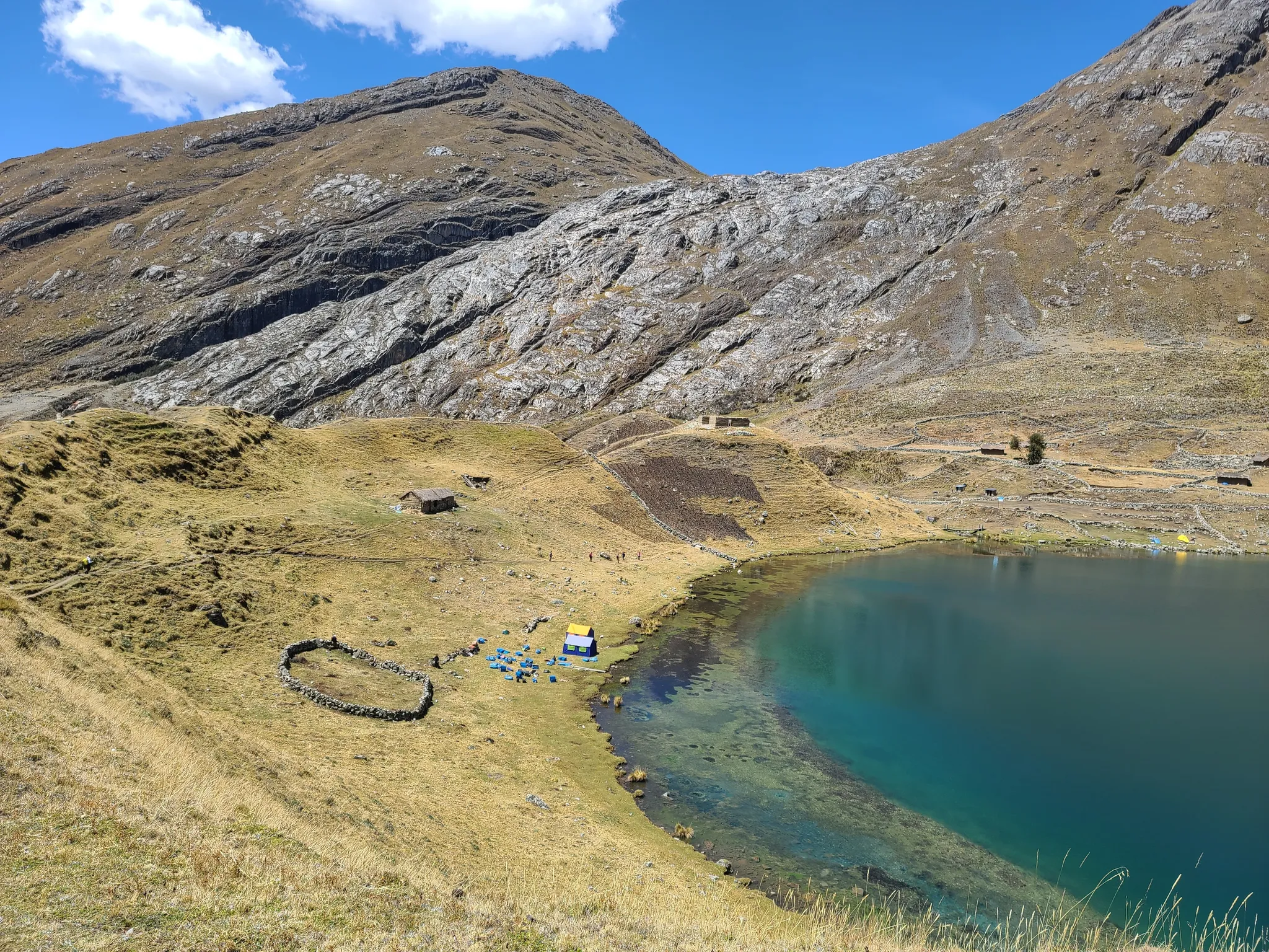 Foto de la laguna de Carhuacocha